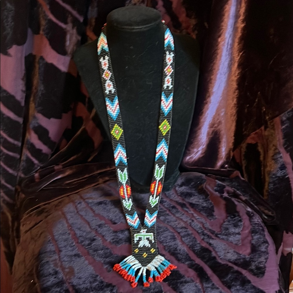 Handcrafted Beaded Necklace with Multicolor Design Native American beaded jew - Picture 5 of 5